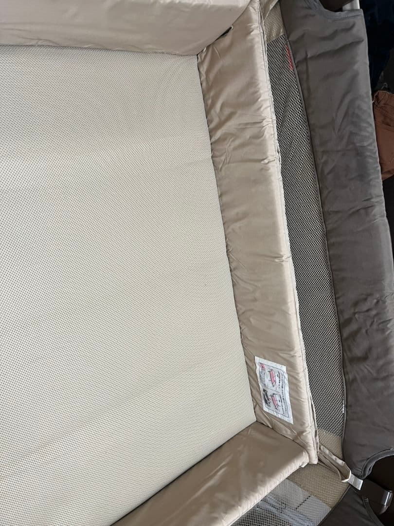 【美品】Aprica ココネルエアー ベビーベッド