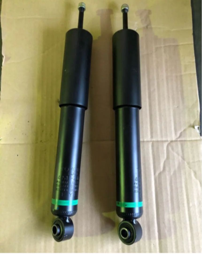 ハイエース 純正 アブソーバー 1台分