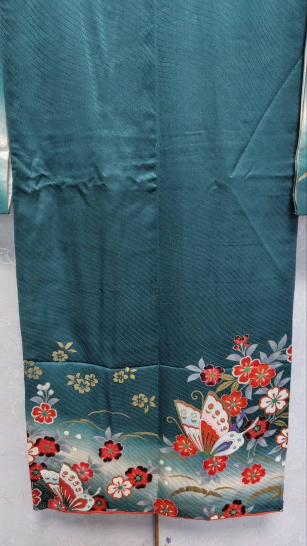 RK547子供着物重ね襟付き綺麗美品着丈131センチ裄丈54センチ7歳前後用正絹