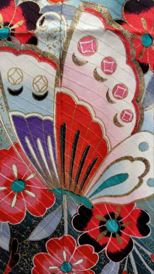 RK547子供着物重ね襟付き綺麗美品着丈131センチ裄丈54センチ7歳前後用正絹