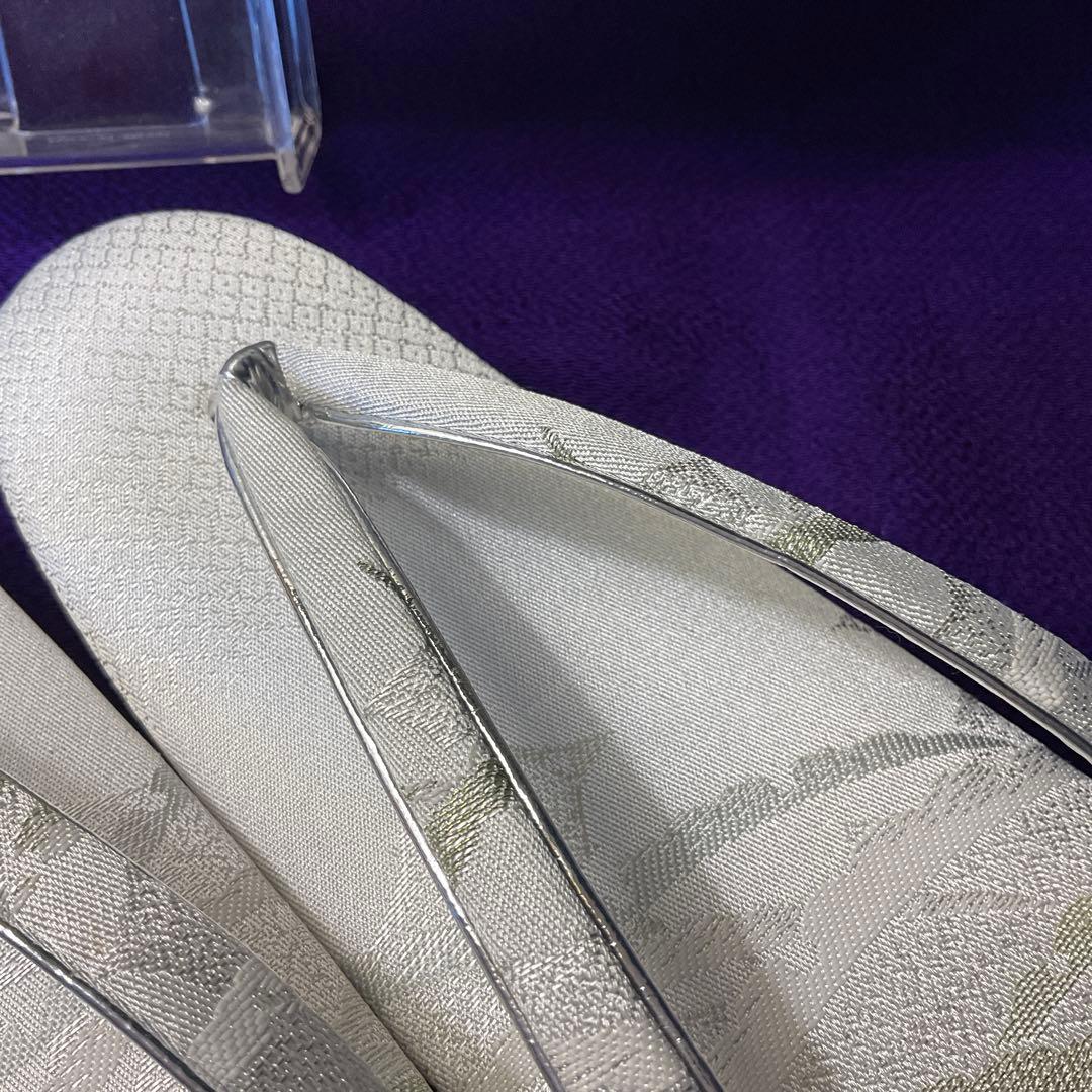 上品で華やかな雰囲気満載の　草履バッグセット　新品