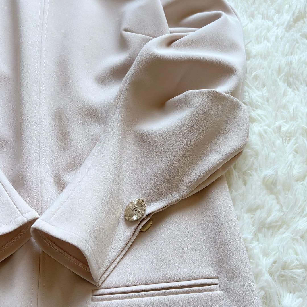 エリザベッタ フランキ　ワンピース　イタリア製　ロゴ金ボタン　ピンクベージュ