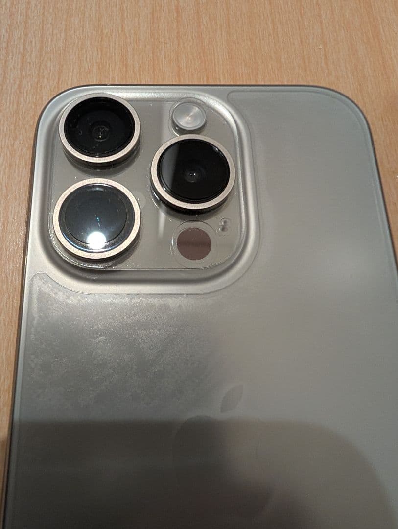 【超美品】Apple iPhone 15 Pro 256g ナチュラルチタニウム