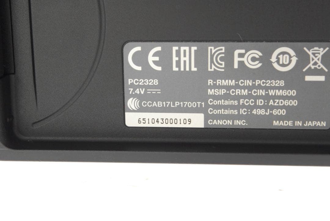 美品✨キャノン EOS Kiss M❤️Wi-Fi&ラクラク自撮り！