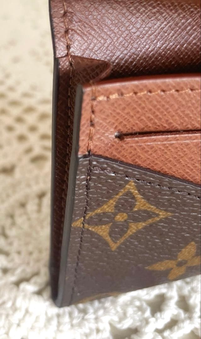 極美品　現行　ルイヴィトン　RFID搭載　アンヴェロップ　カルトドゥヴィジット