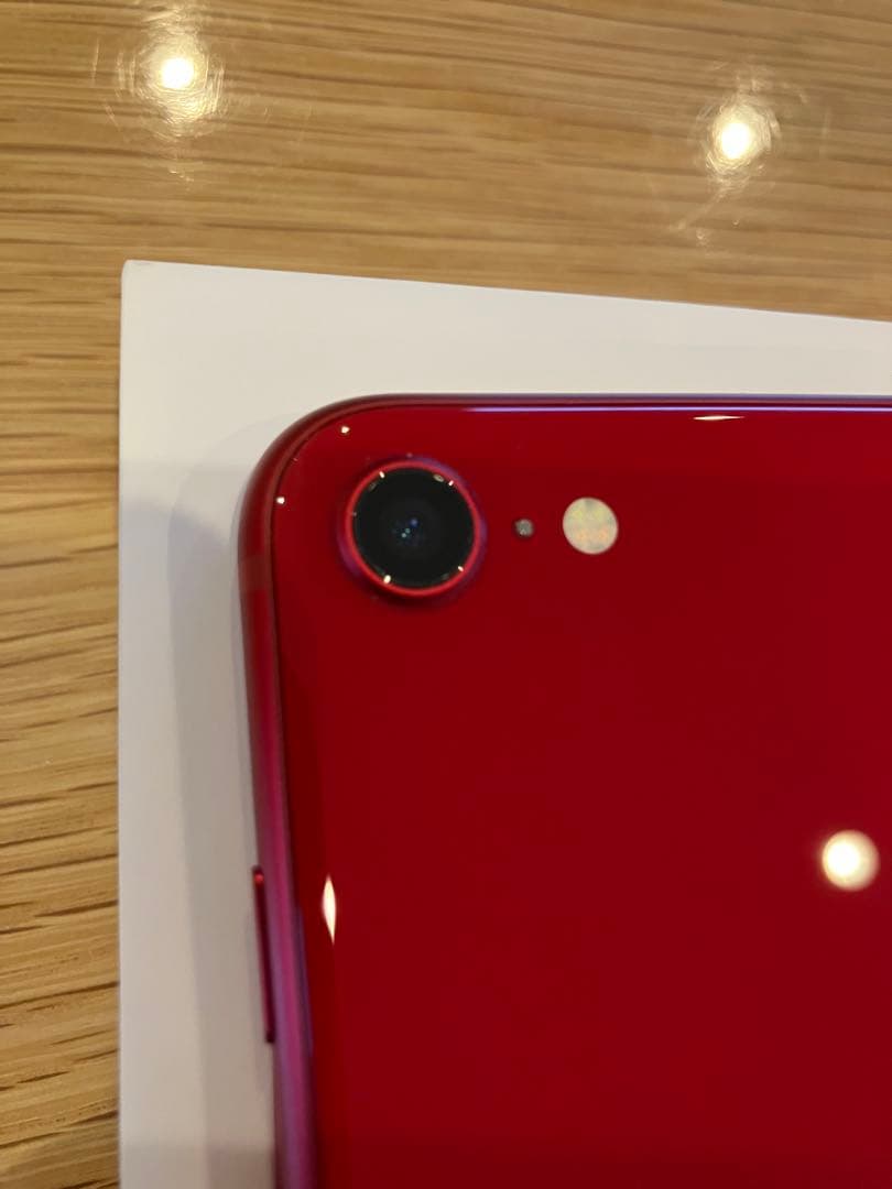 Apple iPhone SE (第3世代) PRODUCT RED