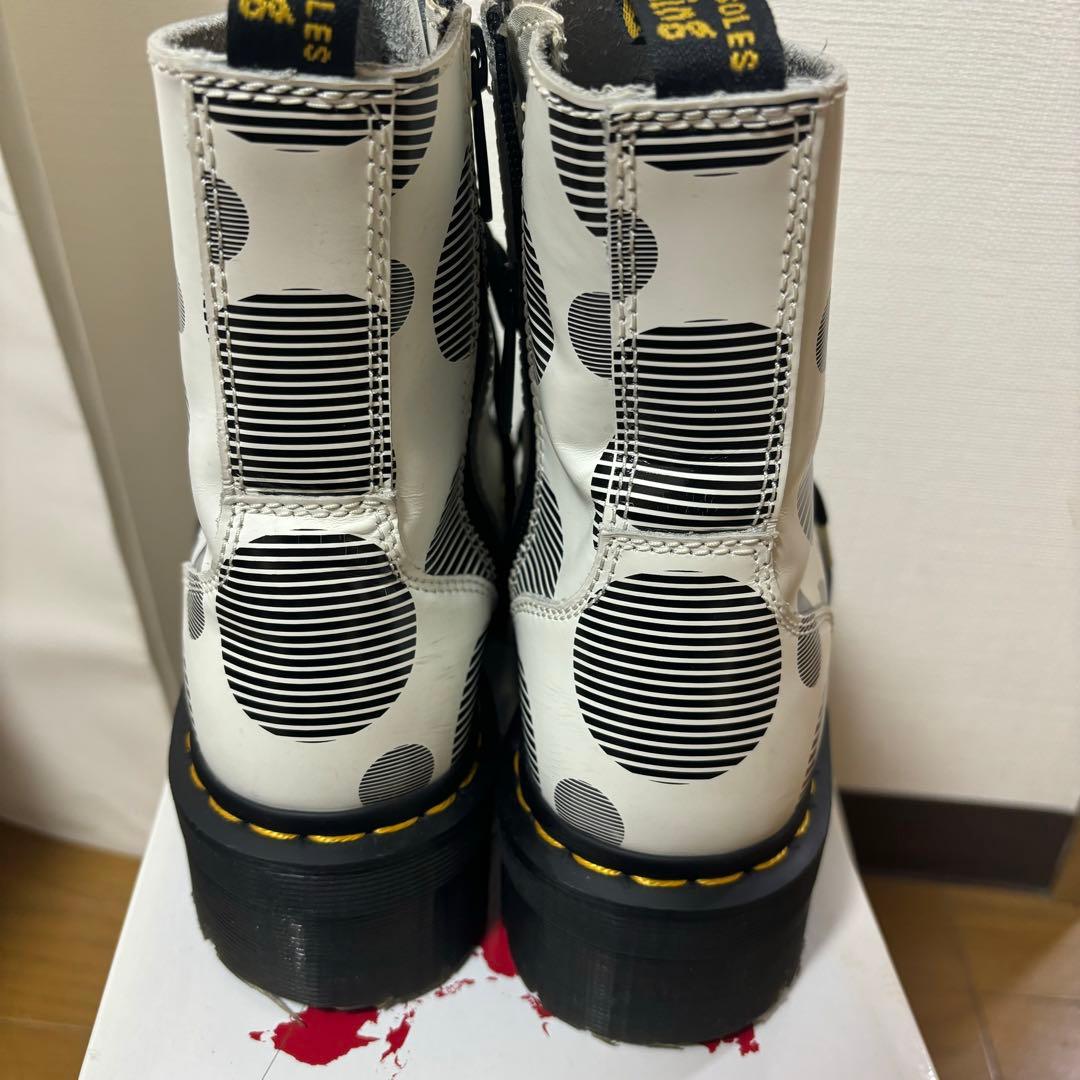 ドクターマーチン 8ホール UK5厚底ブーツ