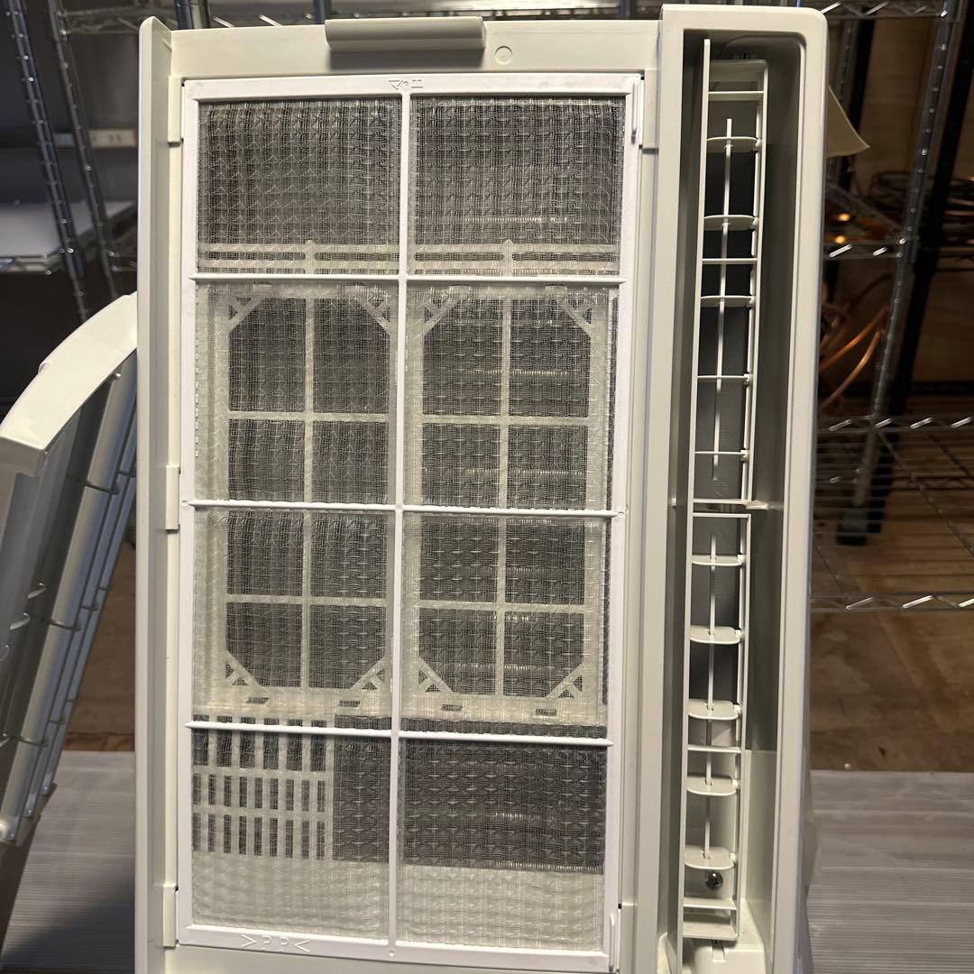 美品　コロナ窓用エアコン　CW-16A3 2022年製　窓枠 リモコン付