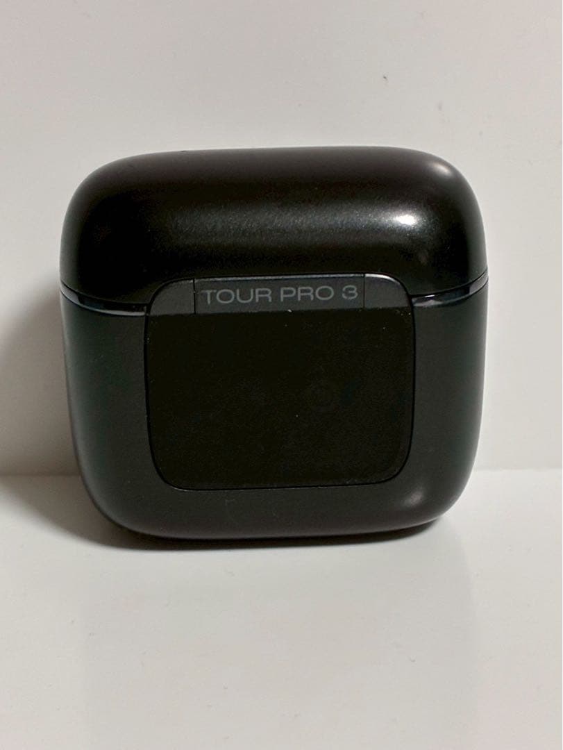JBL TOUR Pro 3充電ケース