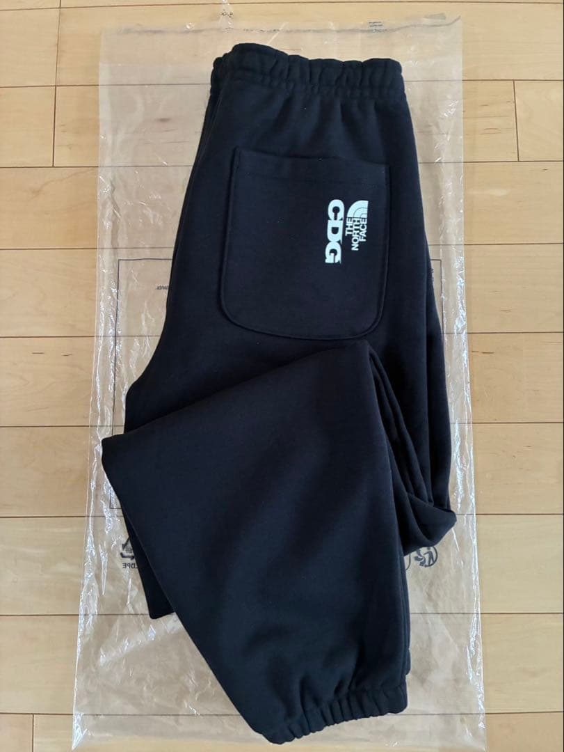 ザノースフェイス　コムデギャルソン　CDG