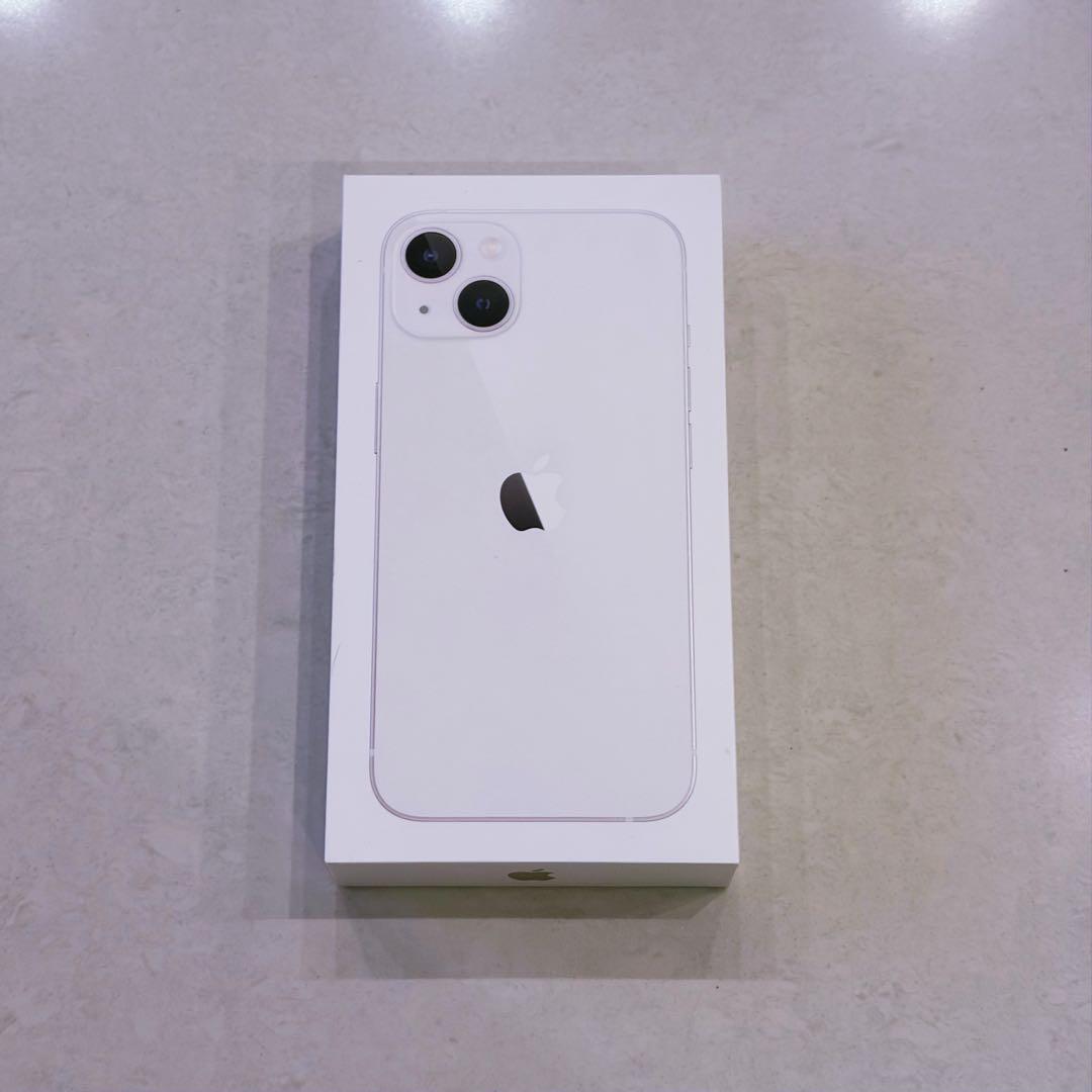 【新品未使用】iPhone 13 512GB スターライト 国内SIMフリー