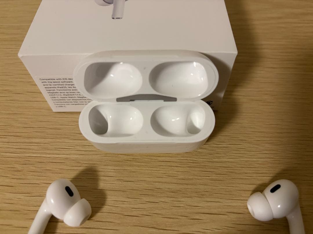 【美品】AirPods Pro 第2世代　MTJV3J/A