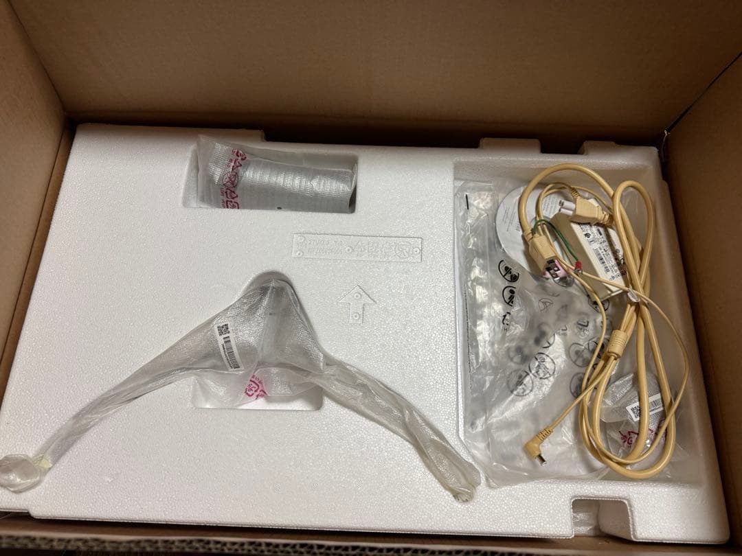 LG 27UK600 27インチ 4K モニター