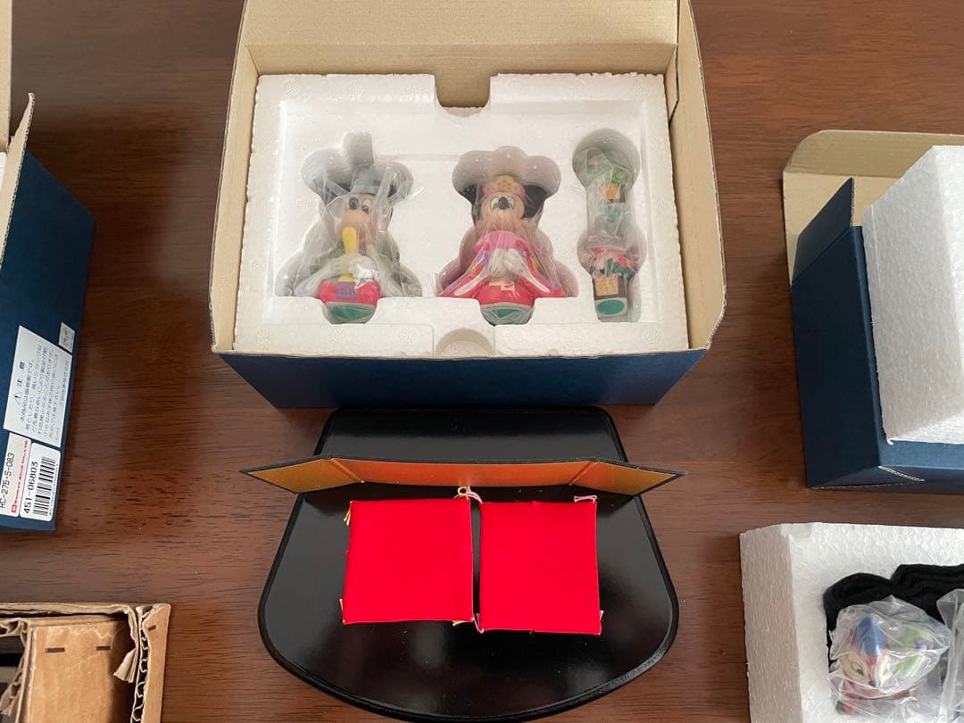 美品ディズニー Disney 雛壇 ひな祭り五段飾り　おひな様人形セット　レア物