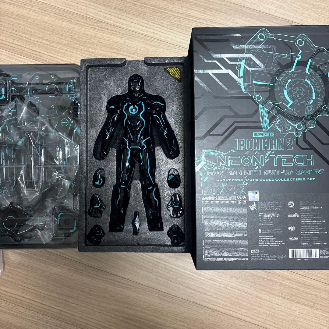 ホットトイズ アイアンマン　マーク4(ネオンテック版)[パワードスーツ装着機付]
