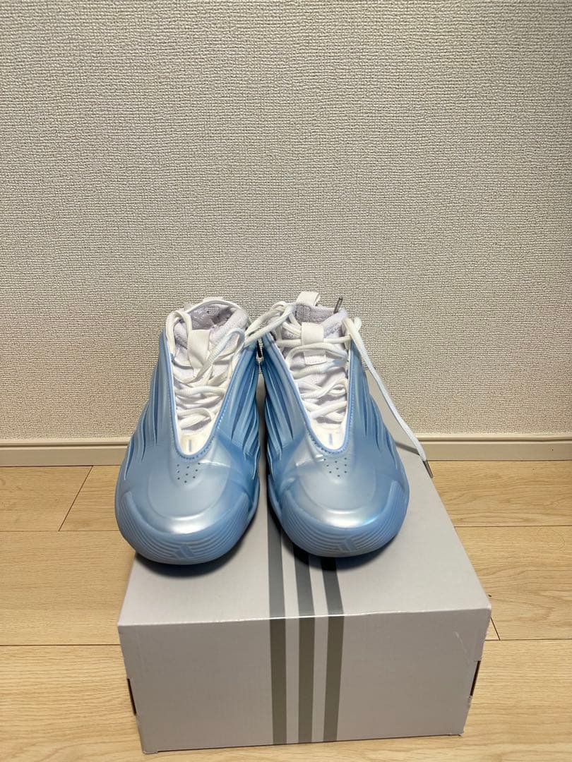 adidas バスケットシューズ 青/白　ハーデン9