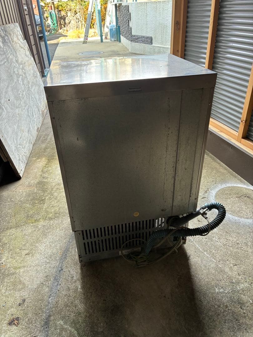 『ツッキー』ホシザキ　35kgタイプ製氷機