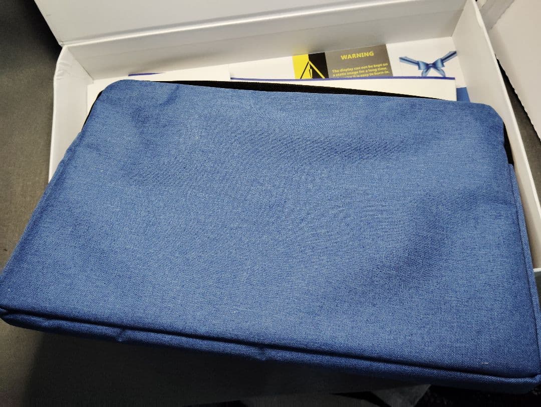 Viewturbo 有機el モバイルモニター13.3インチ 4K タッチパネル