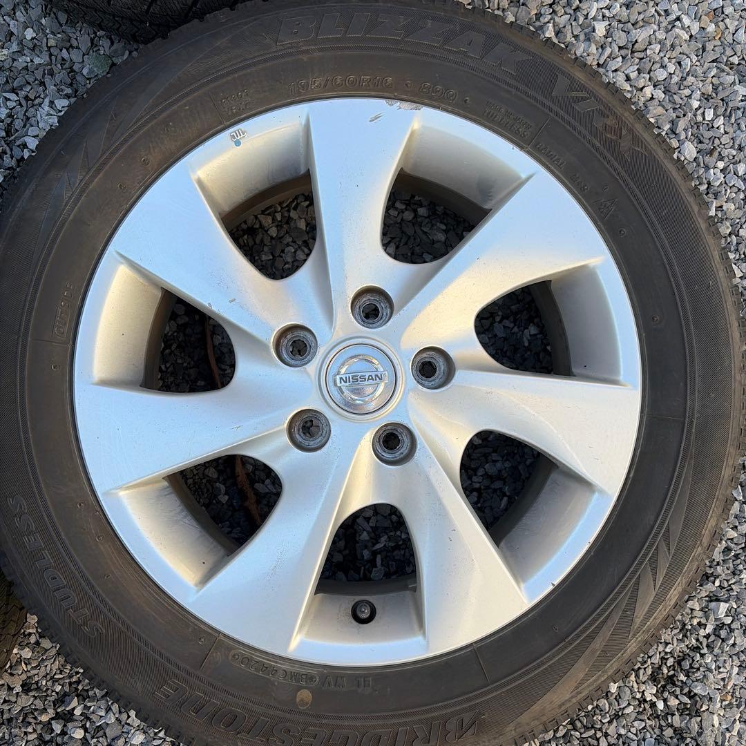 ①ブリザックVRX 195 60 16 スタッドレスタイヤ セレナ　純正ホイール
