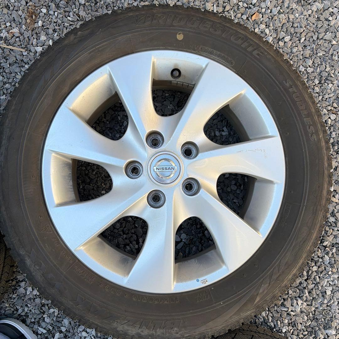 ①ブリザックVRX 195 60 16 スタッドレスタイヤ セレナ　純正ホイール