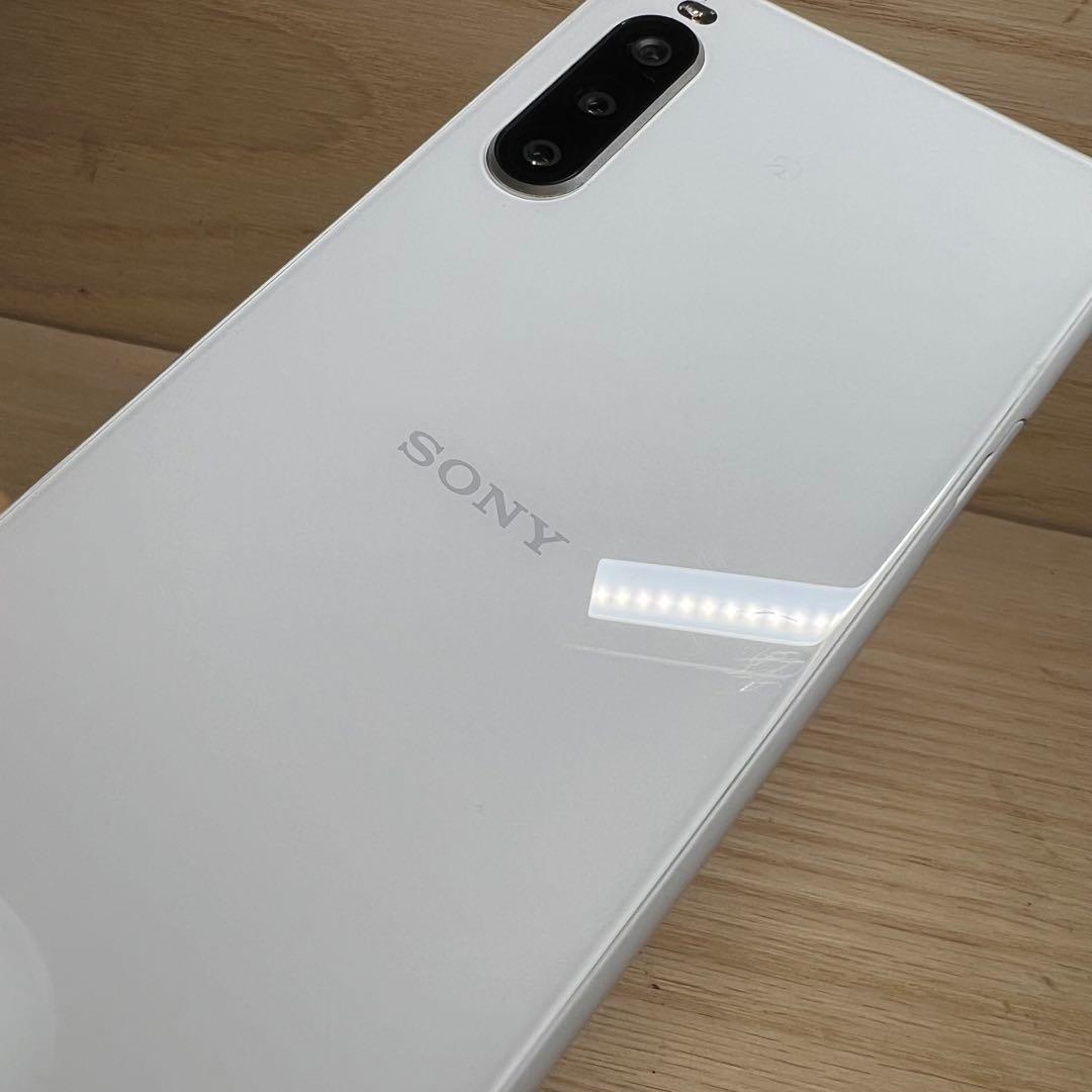 SONY Xperia 10 II SO-41A本体 E136