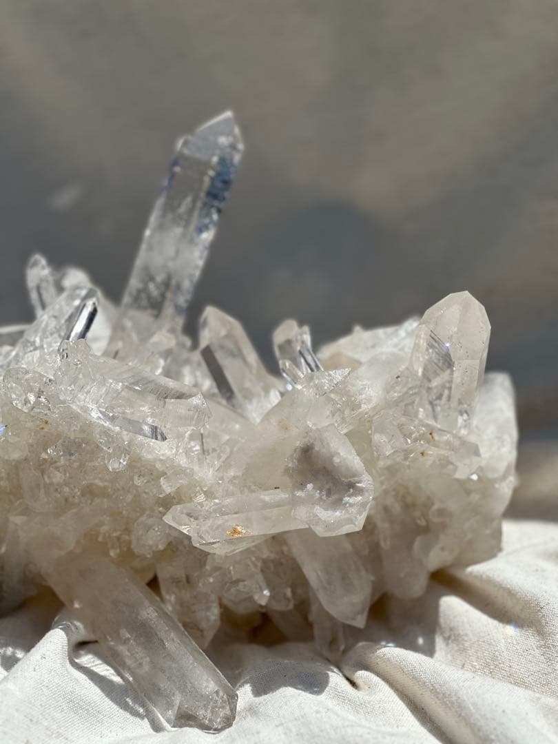 【ヒマラヤ水晶 インド マニハール産 ♡ 透明度高！ 水晶クラスター】