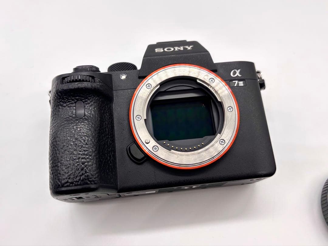 SONY α7Ⅲ ILCE−7M3ミラーレス一眼本体＋バッテリー＋チャージャー
