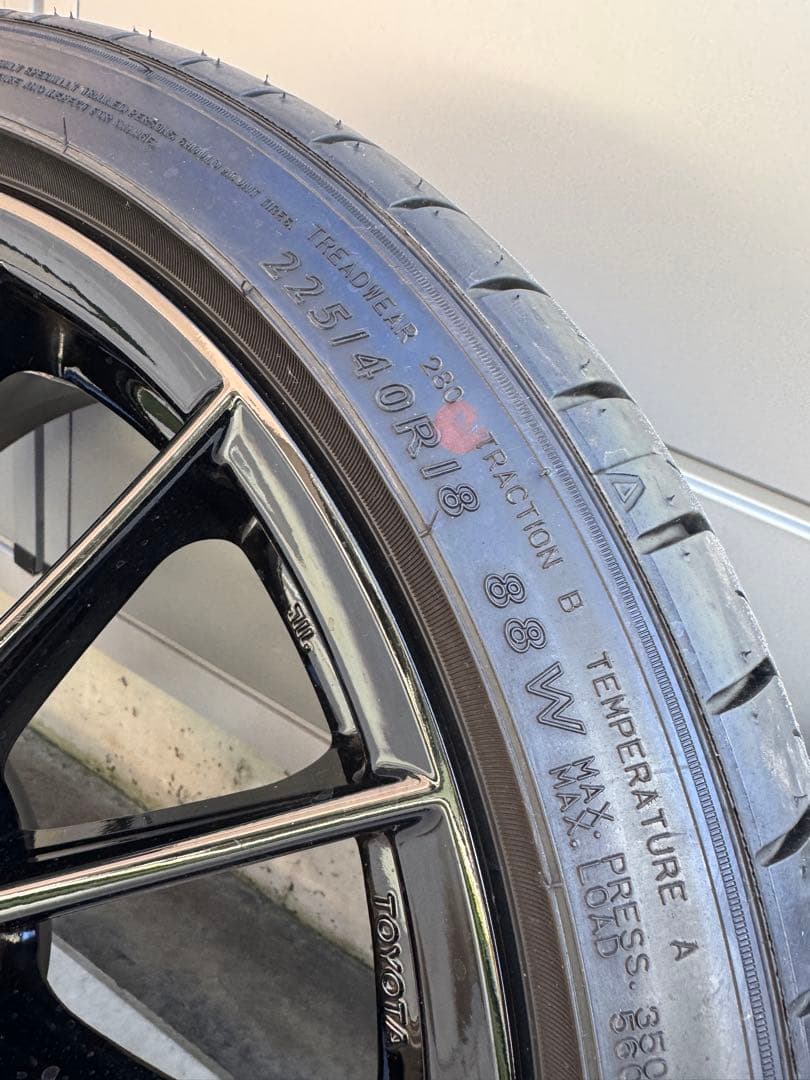 GRヤリス RZ 純正ホイールタイヤセット 18インチ エンケイ製