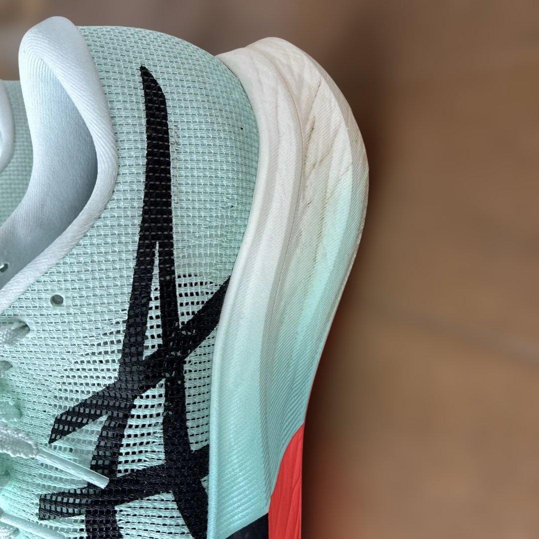 ASICS メタスピードスカイパリ　25.5cm