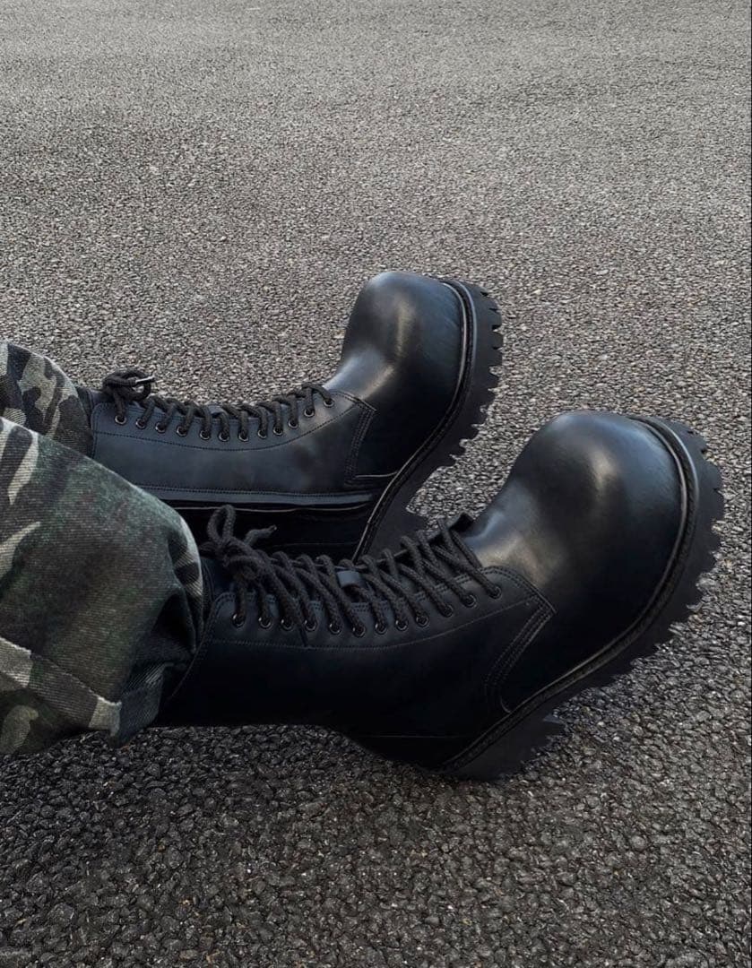 伊津みきお　厚底ブーツ　ロングブーツ　アトムブーツ　モードストリート