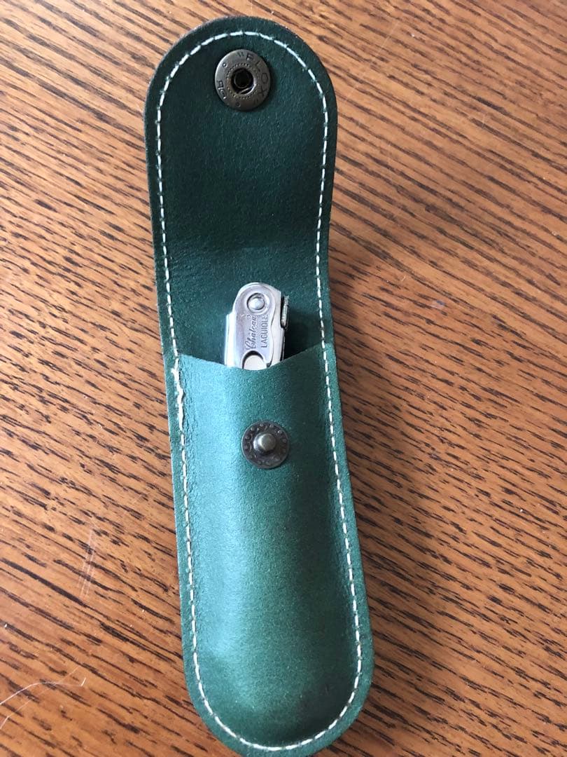 Shateau Laguiole ソムリエナイフ　革製ケース付