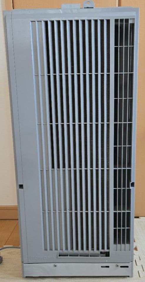 コロナ　窓用エアコン　CW-FA1622R(2022年製) 取付枠付き