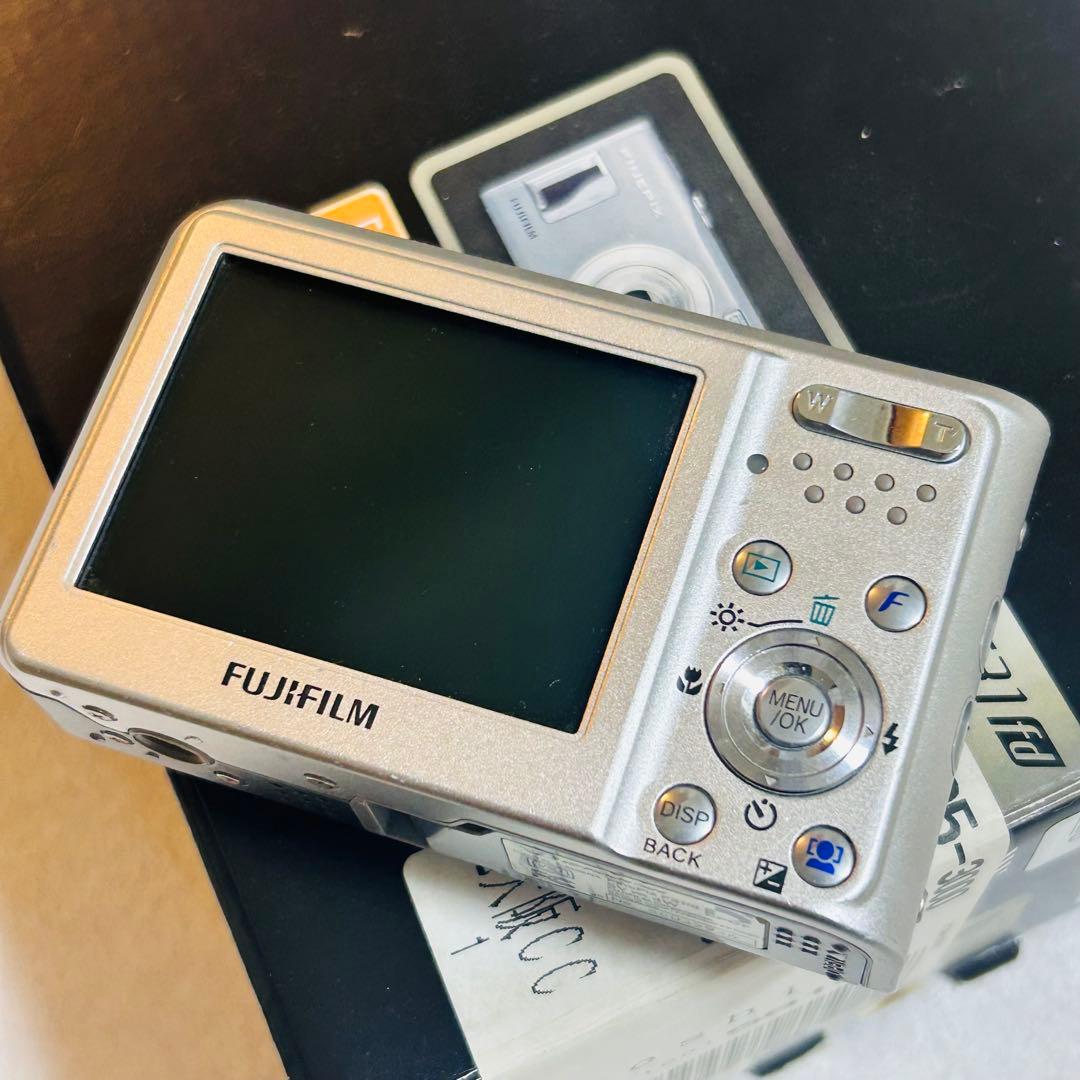【動作確認済み】FUJIFILM FinePix F31fd デジタルカメラ