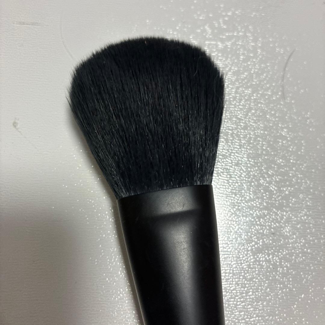 小田切ヒロプロデュースSOYO メイクブラシセット 6本 ブラック　ケース付き