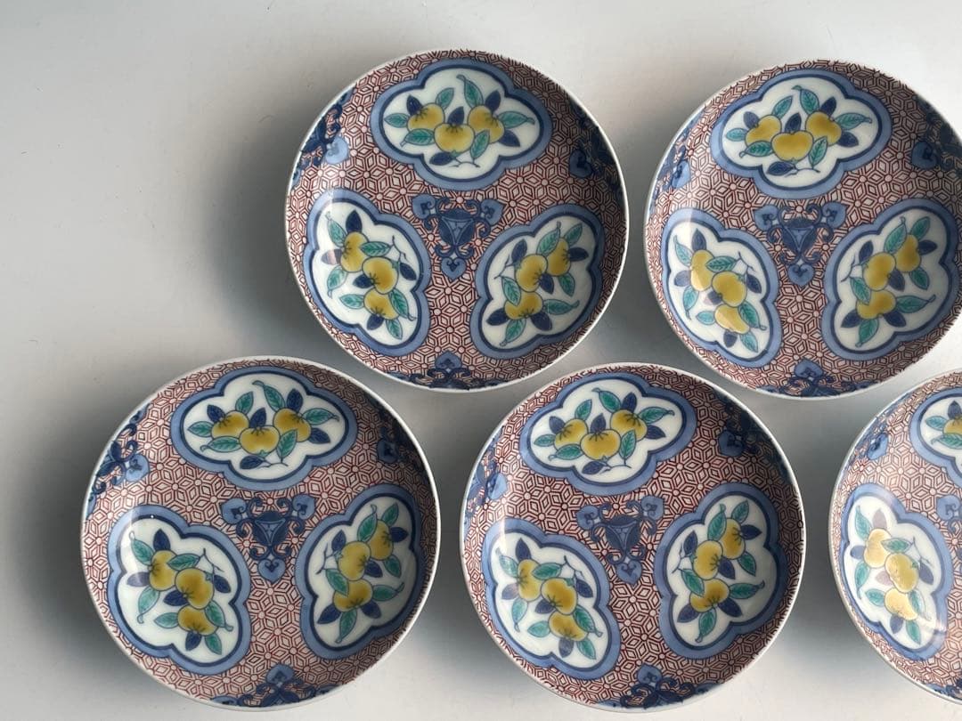 陶芸家　人間国宝　今泉今右衛門　染錦　三方割橘文　皿　5枚揃　鍋島写　鍋島焼