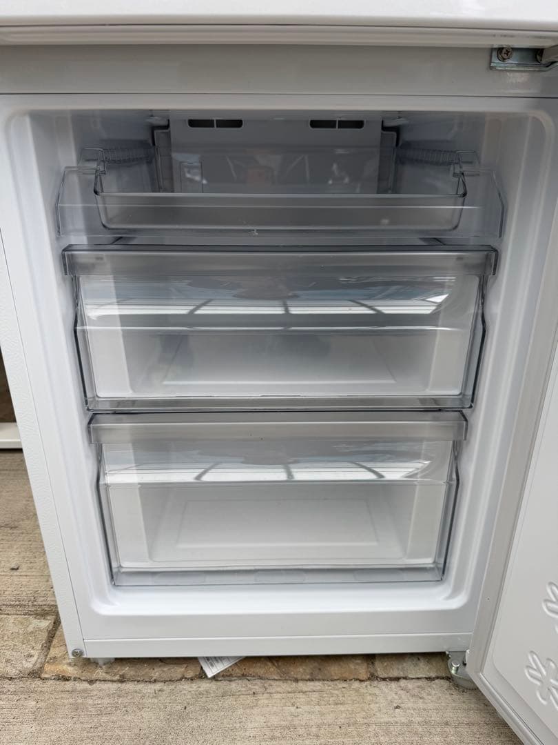 【極美品】2025年製 ハイアール冷蔵庫 JR-F15KS