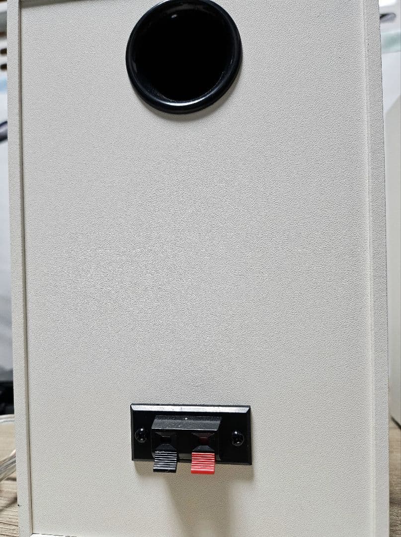 美品　Edifier MR4