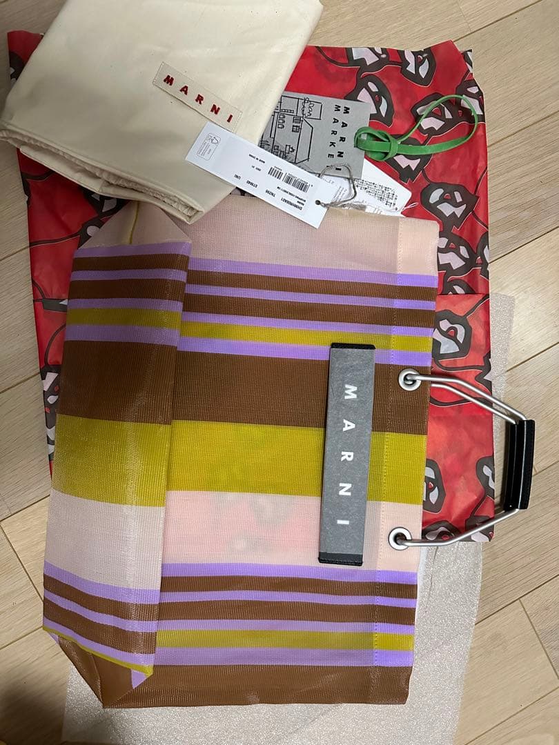 【美品】レーズン MARNI MARKET STRIPE BAG