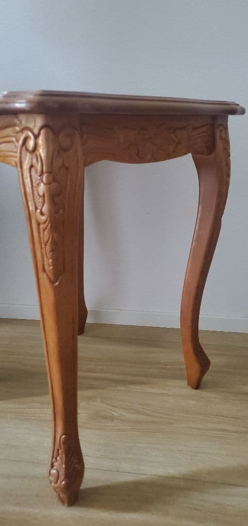 ​【イタリア製】アンティーク調 サイドテーブル 象嵌細工 猫脚 コーヒーテーブル