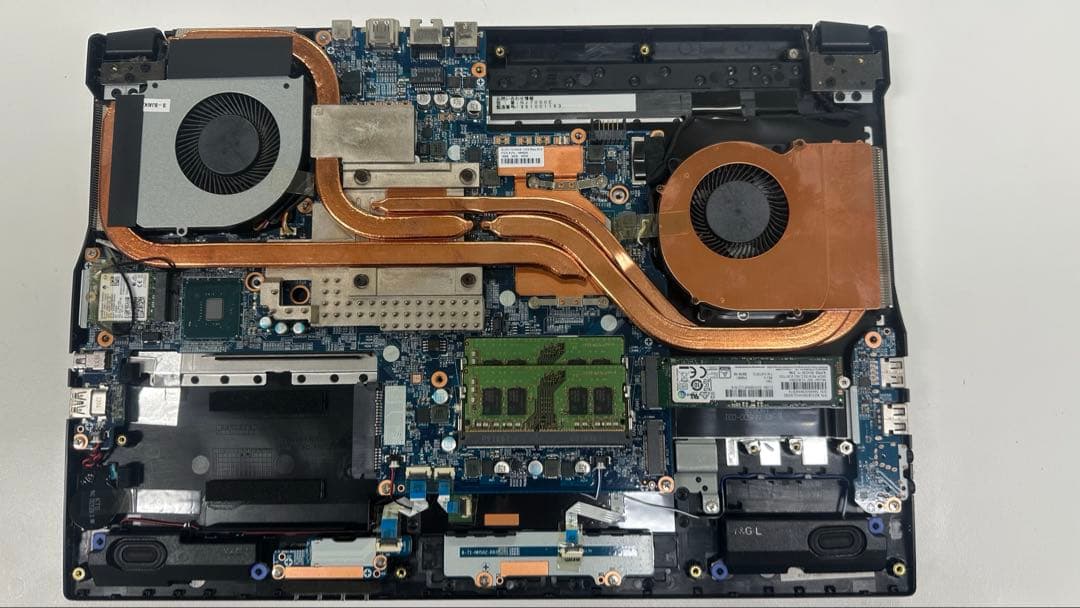 ゲーミングノートCore i5 9300H/RTX2060/16GB/256GB