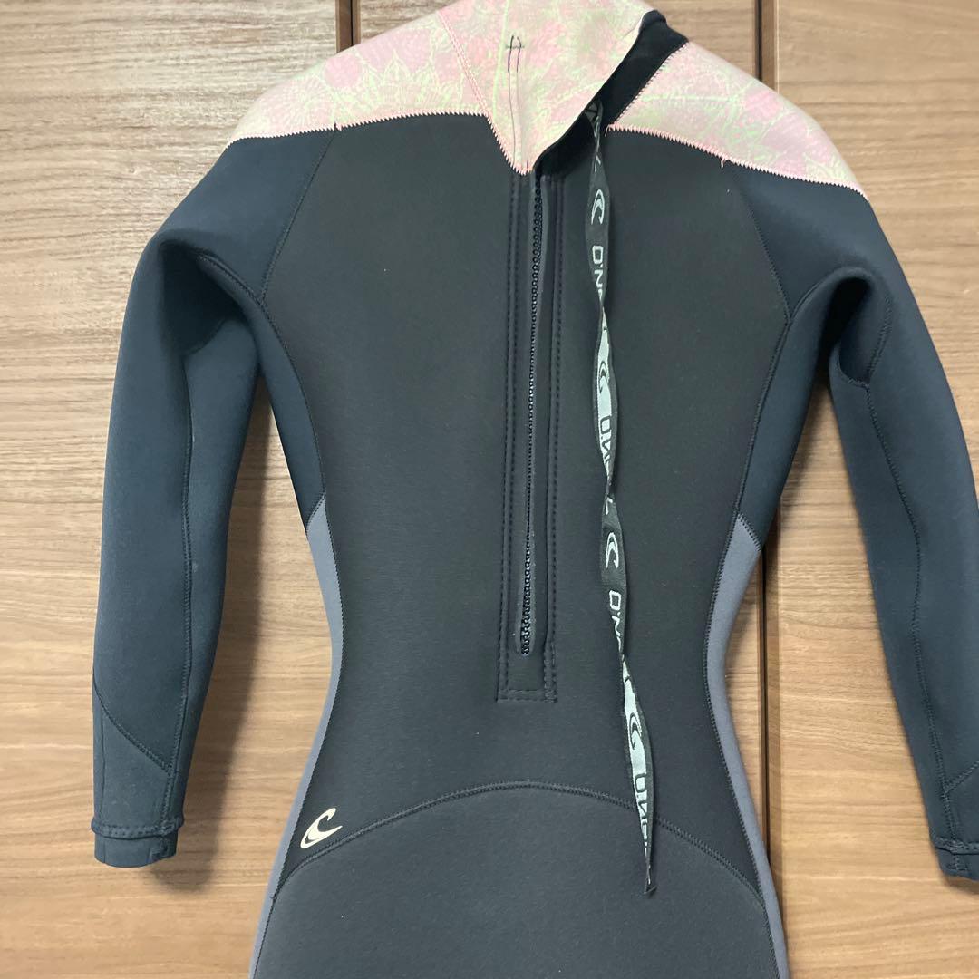 O'Neill superfreak フルスーツ 黒/ピンク