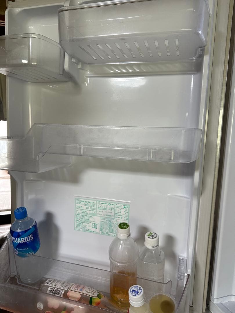 ホワイト冷蔵庫 冷凍庫付き　SJ-W411E-N