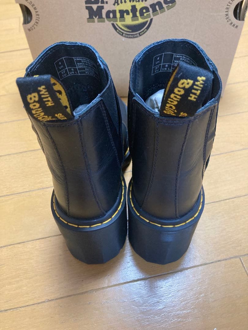 美品　箱付　Dr. Martens スペンスチェルシーブーツ　23.5 UK4