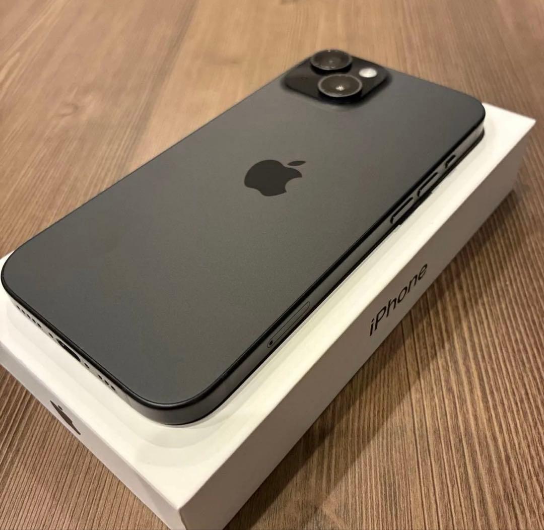 iPhone15 ブラック SIMフリー 本体　128gb