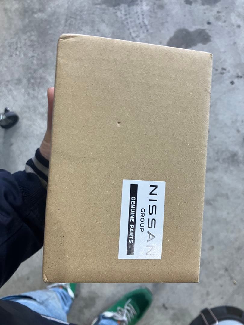 セレナ　c27 ＥＧＲ新品　未開封