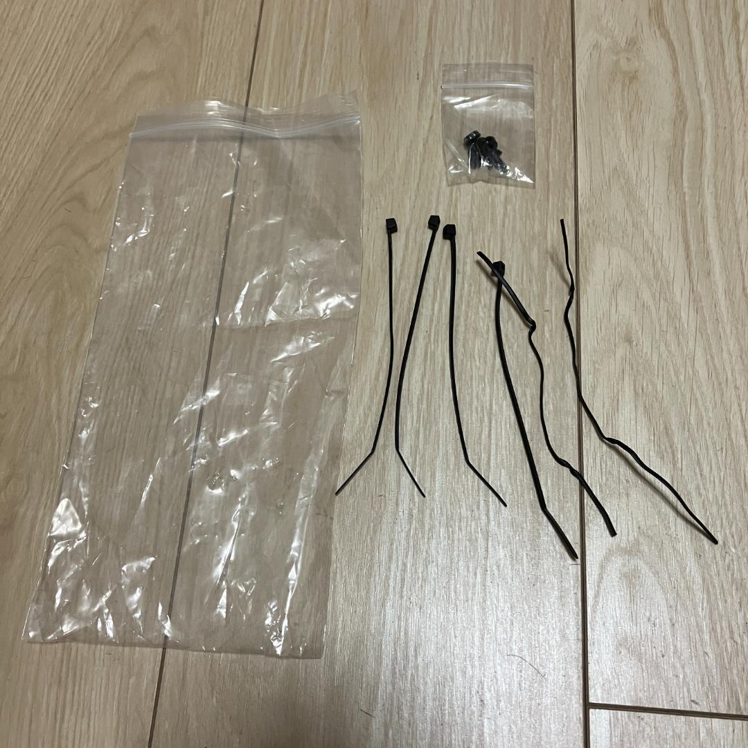 Thermaltake 80PLUS PLATINUM 1200W電源・オマケ付