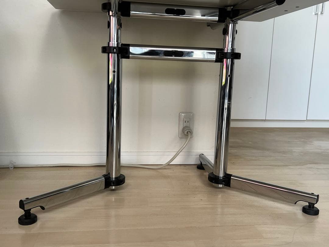 USM ハラー Kitos キトス テーブル