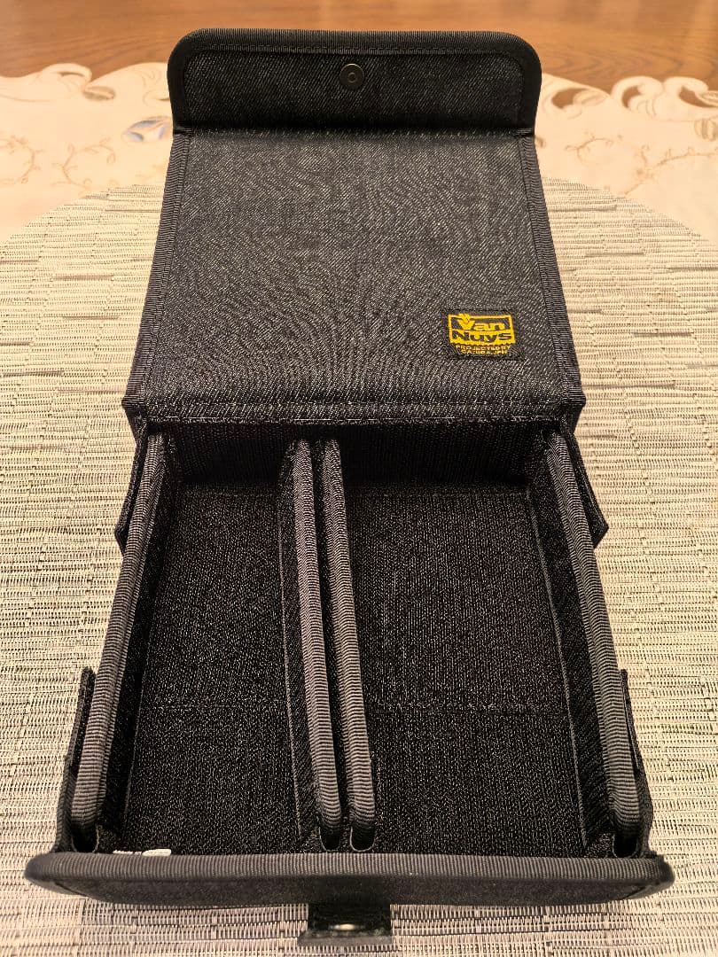 バンナイズ　多種サイズのイヤフォンケース　6点セット売り