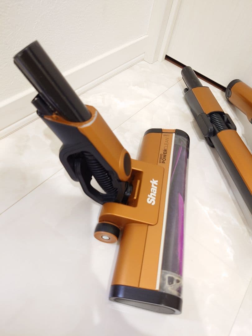 シャーク コードレススティッククリーナー CS651 シャーク上位モデル　美品
