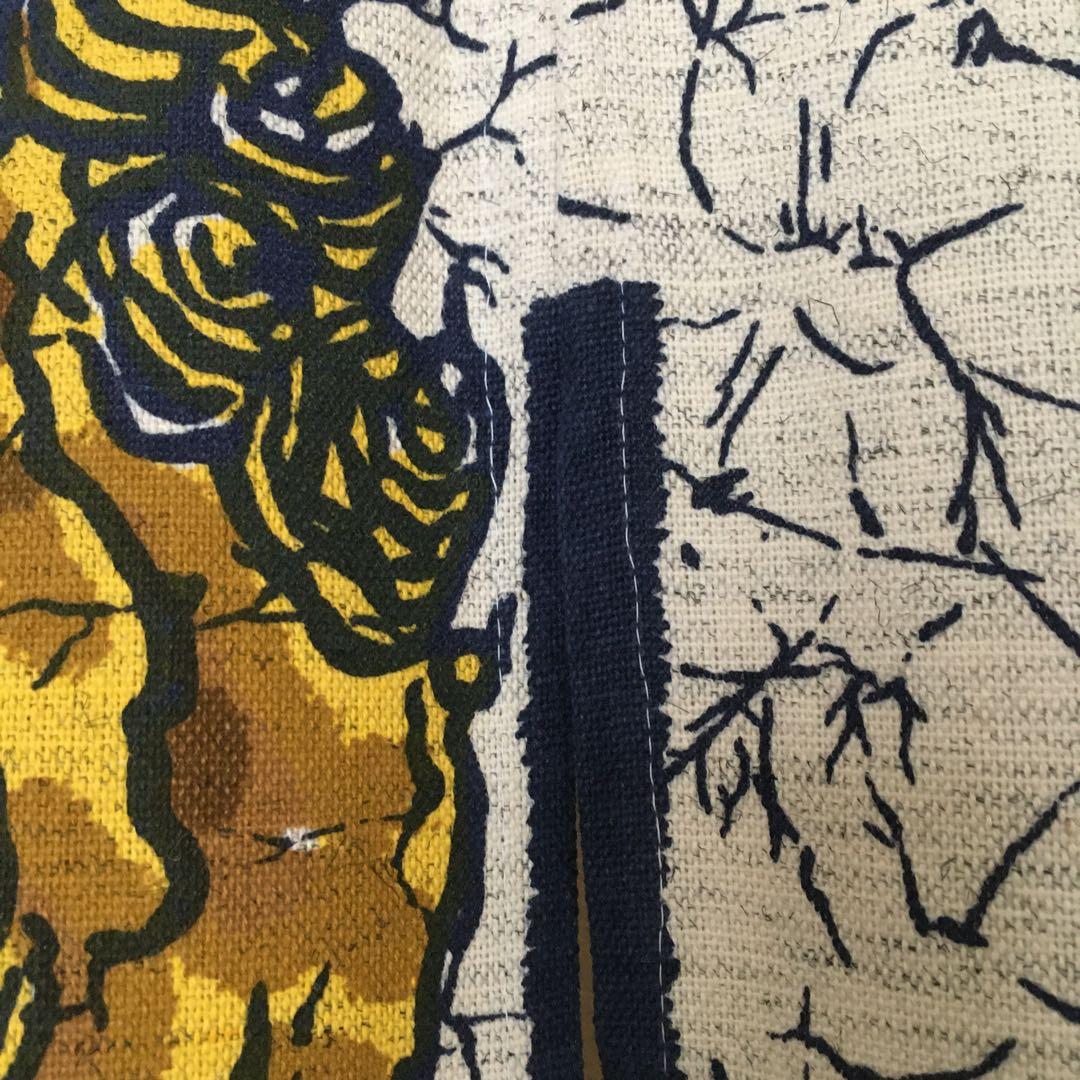 沖縄　のれん　シーサー